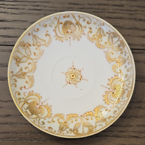 Vintage Teacup and Saucer Set - Cream And Gold - Handpainted - Picture 9 of 14